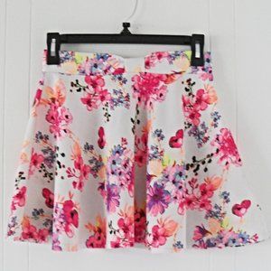 💚 Heart & Arrow Floral Skirt
